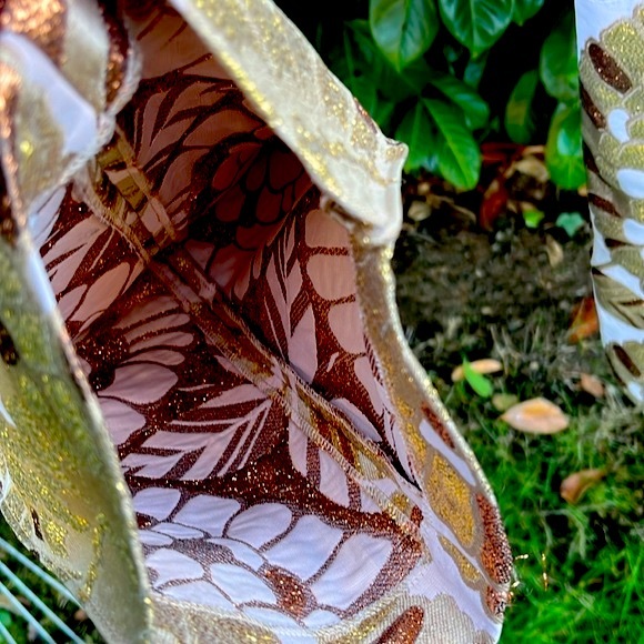 Rochas NWOT Metallic Damasque Pants - Picture 9 of 9